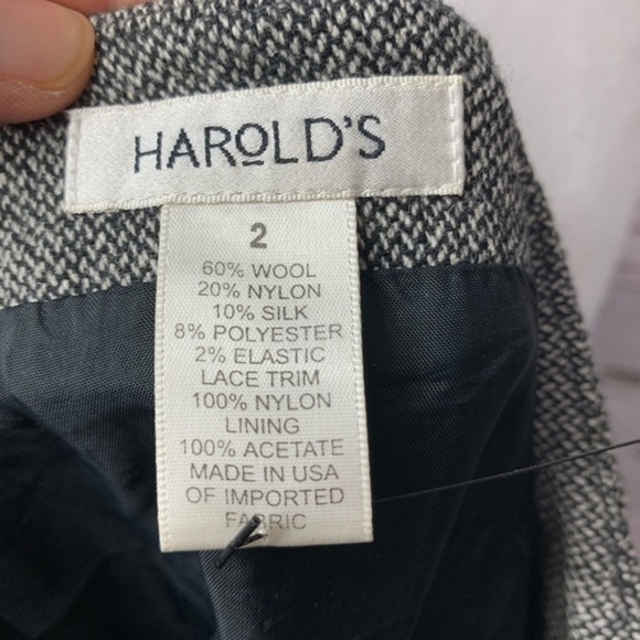 Harold’s Wool Lace Hem Detail Knee Length Skirt - Picture 7 of 7